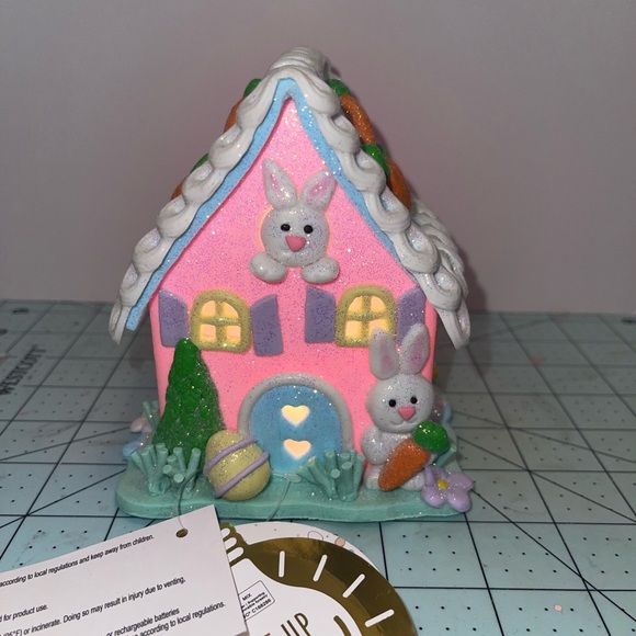 Easter Village LED Decor Set - Picture 6 of 12